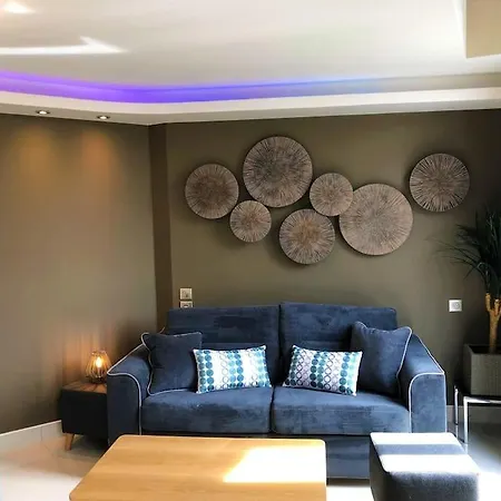 Rdc 2 - Meuble Centre-ville, Au Pied Du Pont Saint Pierre *